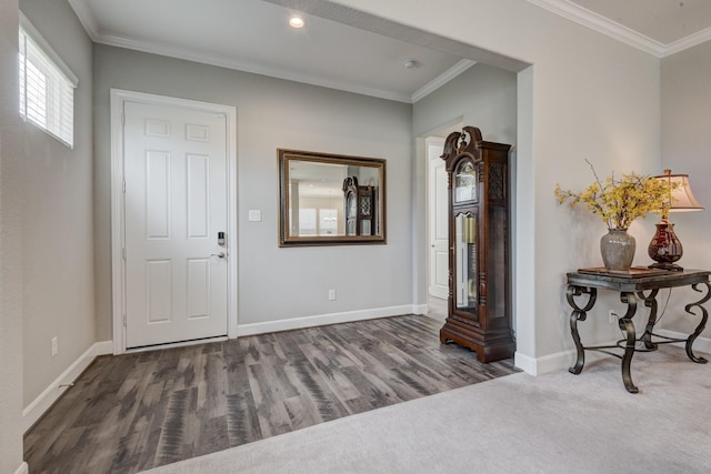 3207 Coach Horse Ln, Houston, TX 77080 - entrance foyer featuring crown molding, wood finished floors, and recessed lighting