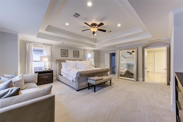 5531 Pine St Unit H, Houston, TX 77081 - bedroom featuring a tray ceiling, light colored carpet, recessed lighting, ornamental molding, and a ceiling fan