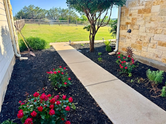 1130 Crownover Ln, Round Mountain, TX 78663 - photo 31