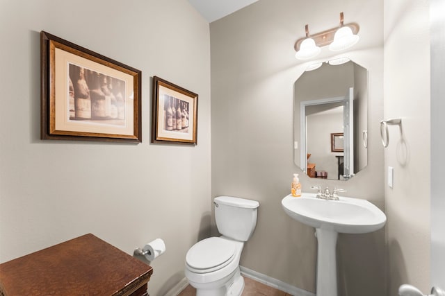 31820 Forest Oak Ln, Conroe, TX 77385 - bathroom with toilet and baseboards