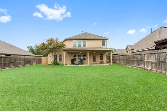31820 Forest Oak Ln, Conroe, TX 77385 - rear view of property featuring a fenced backyard, ceiling fan, and a patio