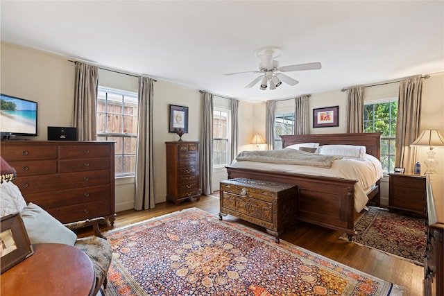 1311 Peden St, Houston, TX 77006 - bedroom with wood finished floors and ceiling fan