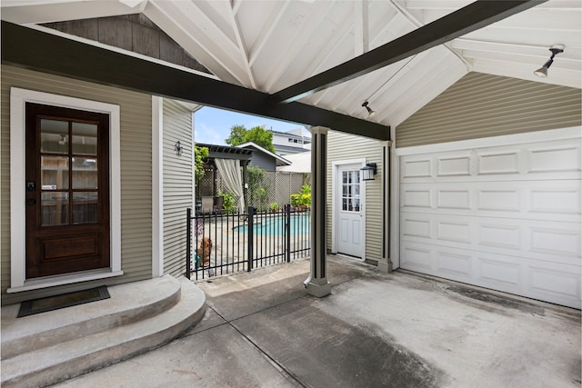1311 Peden St, Houston, TX 77006 - entrance to property