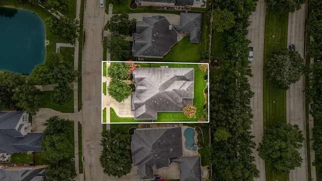 21510 Briar Landing Ln, Katy, TX 77450 - aerial perspective of suburban area with property parcel outlined and a nearby body of water