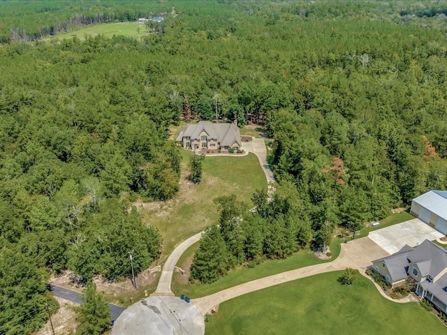 210 Autumn Lake Dr, Lufkin, TX 75904