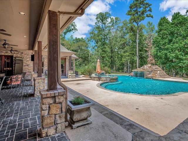 210 Autumn Lake Dr, Lufkin, TX 75904