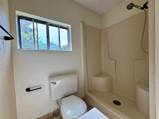 609 S Gray Ave, West Columbia, TX 77486 - bathroom with a shower and toilet