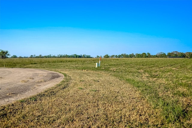 1805 Apache Trl, Angleton, TX 77515