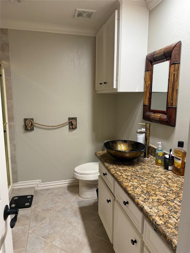 2330 Lakewood Yacht Club Dr Unit 7, Seabrook, TX 77586 - full bathroom with crown molding, vanity, and a shower