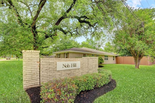 10202 Raritan Dr, Houston, TX 77043 - photo 27
