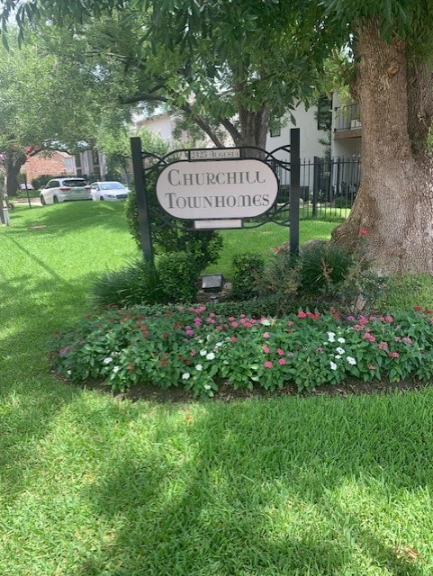 2425 Augusta Dr Unit 7, Houston, TX 77057 - view of community sign