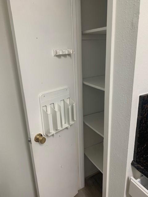 2425 Augusta Dr Unit 7, Houston, TX 77057 - view of closet