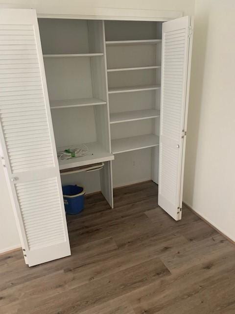 2425 Augusta Dr Unit 7, Houston, TX 77057 - view of closet