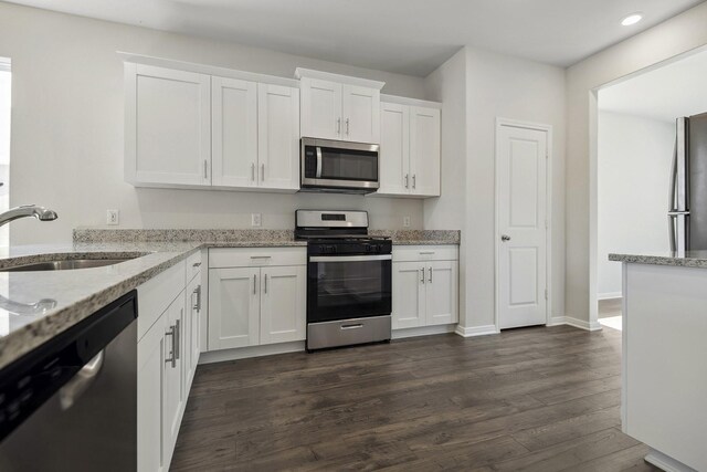 15818 Berry Hill Dr, Conroe, TX 77303 - photo 7