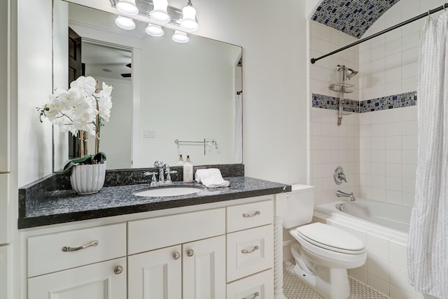 1022 W 22nd St, Houston, TX 77008 - full bath featuring vanity, shower / bath combo with shower curtain, and tile patterned floors