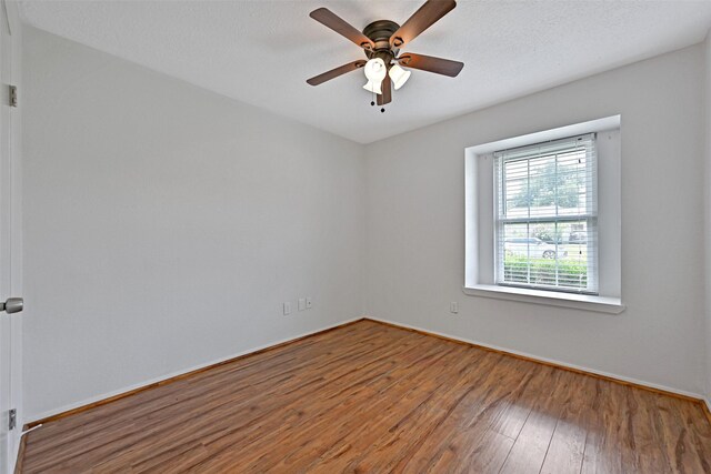 10812 Collingswood Dr, La Porte, TX 77571 - photo 23