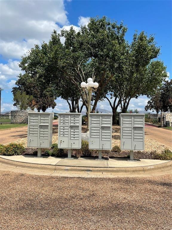 205 Hogan Ln, Hempstead, TX 77445