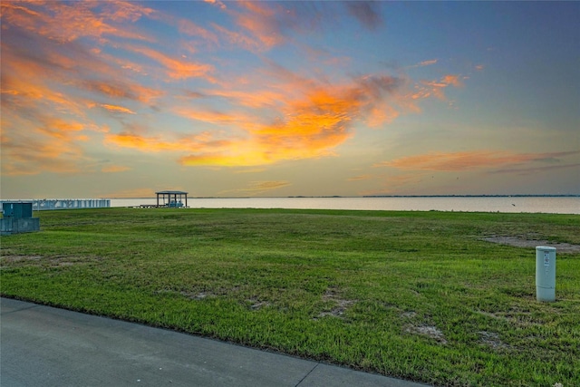 1410 Bay Pointe Dr, Galveston, TX 77554
