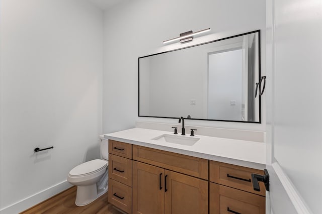 507 Middle St, Houston, TX 77003 - bathroom with wood finished floors and vanity