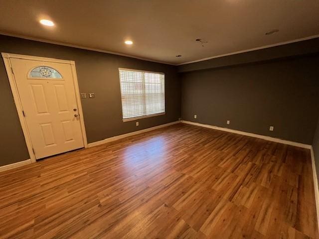 6401 Skyline Dr Unit 5, Houston, TX 77057 - entrance foyer with wood finished floors and recessed lighting