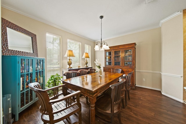 3207 Summerwind Ct, Pearland, TX 77584 - dining area with wood finished floors, a chandelier, and ornamental molding