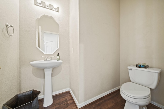 3207 Summerwind Ct, Pearland, TX 77584 - bathroom featuring wood finished floors