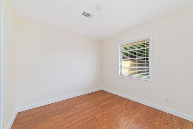 6234 Shadow Crest St, Houston, TX 77074 - empty room with light wood finished floors and baseboards