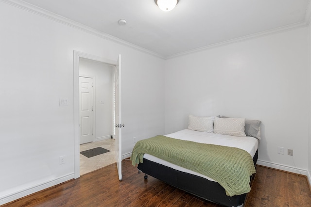 1908 Greenwich Place Dr, Houston, TX 77019 - bedroom featuring ornamental molding and wood finished floors