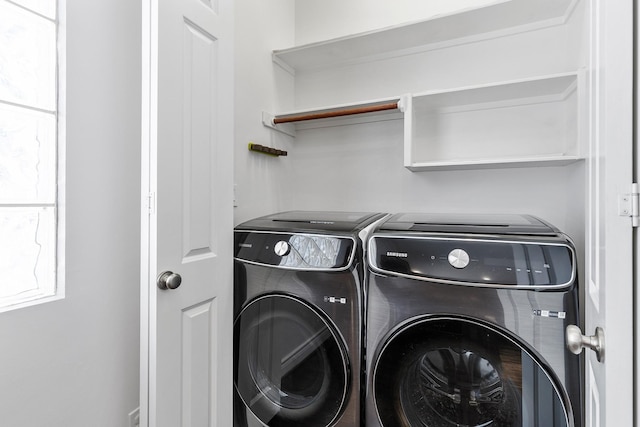 1908 Greenwich Place Dr, Houston, TX 77019 - laundry room with washing machine and dryer