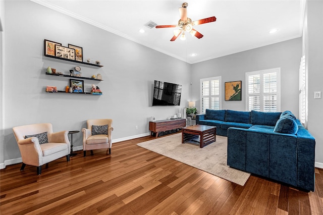 2043 W 14th 1/2 St, Houston, TX 77008 - living room with wood finished floors, a ceiling fan, recessed lighting, and ornamental molding