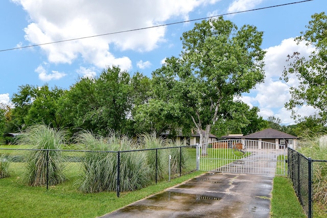 10725 Leslie Ln, Manvel, TX 77578 - photo 9