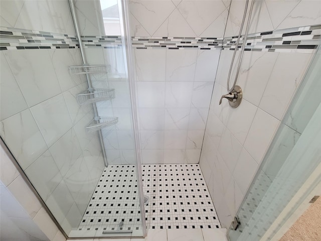2608 Arlington St, Houston, TX 77008 - full bathroom with a shower stall