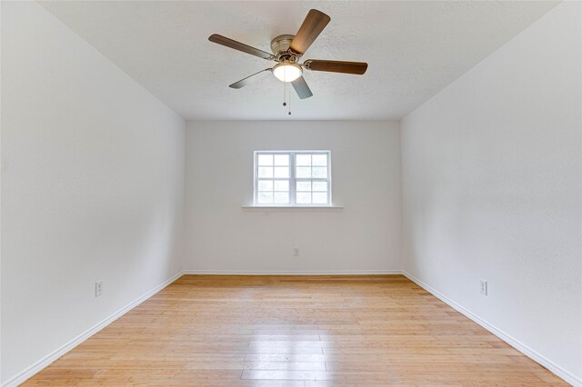 7535 Roaring Springs Dr, Houston, TX 77064 - empty room with light wood-type flooring and a ceiling fan