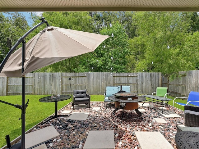 16129 Dockside St, Crosby, TX 77532 - fenced backyard featuring a patio area