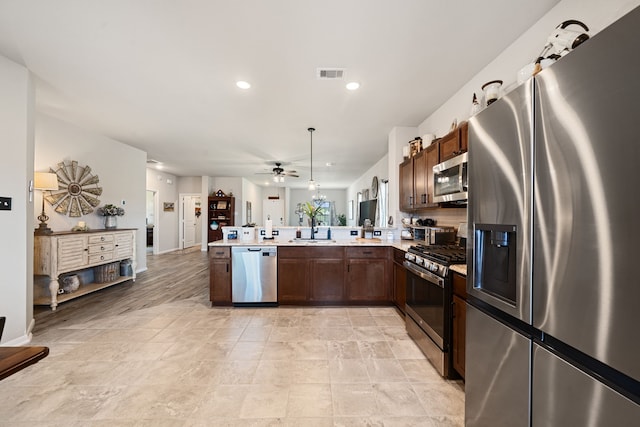 18520 Burch Creek Ln, Magnolia, TX 77355