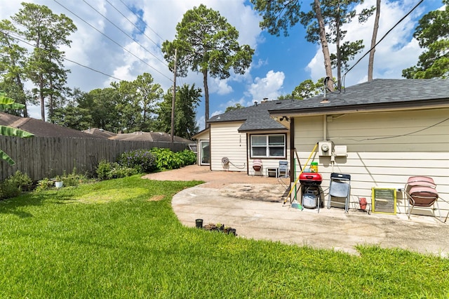 11906 Rowood Dr, Houston, TX 77070 - view of yard featuring a patio