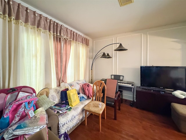 21307 Walden Grove Ln, Katy, TX 77450 - living area with wood finished floors
