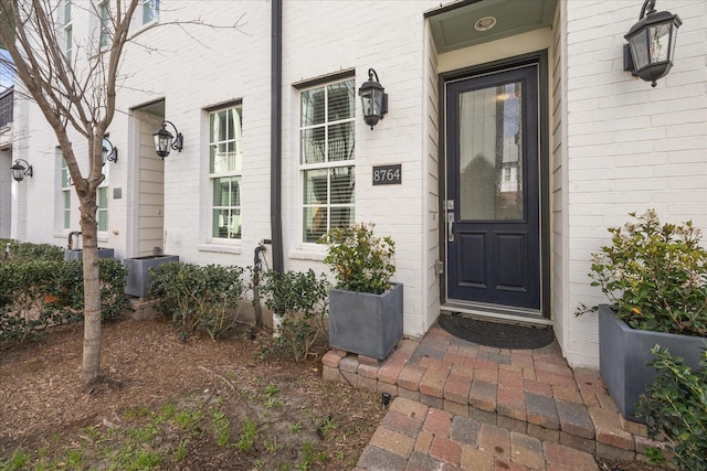 8764 Park Kolbe Ln, Houston, TX 77080 - property entrance featuring brick siding