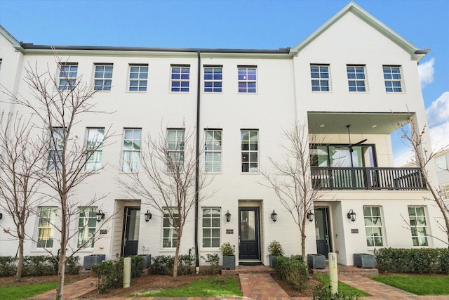 8764 Park Kolbe Ln, Houston, TX 77080 - townhome / multi-family property with a balcony
