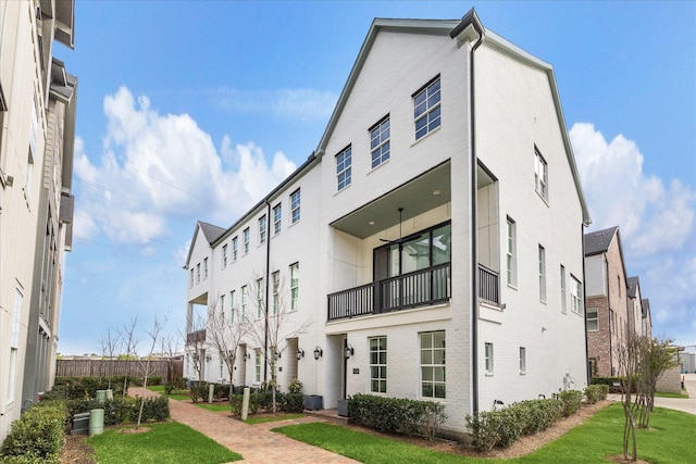 8764 Park Kolbe Ln, Houston, TX 77080 - view of building exterior