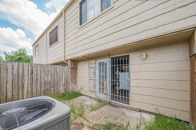 7763 Leonora St, Houston, TX 77061 - photo 24
