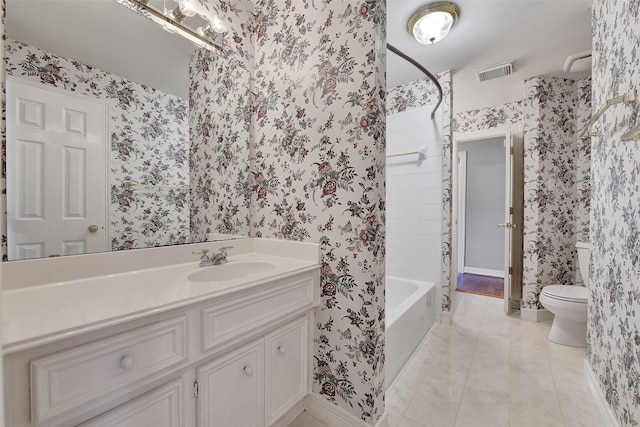3519 E Pine Brook Way, Houston, TX 77059 - bathroom featuring wallpapered walls, vanity, and shower / tub combination
