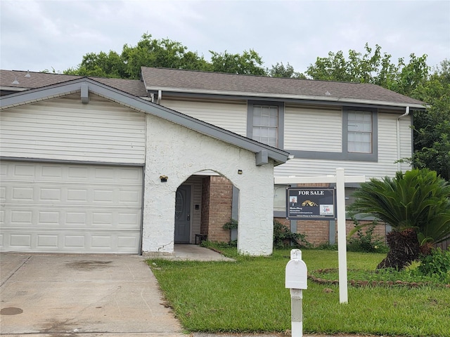 13930 New Village Ln, Sugar Land, TX 77498 - traditional-style house featuring a front yard, a garage, driveway, and roof with shingles