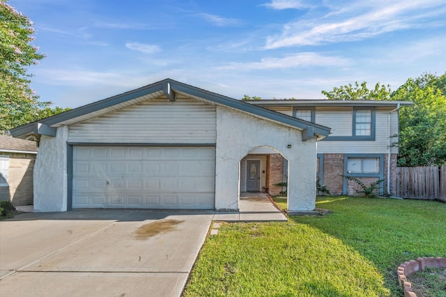 13930 New Village Ln, Sugar Land, TX 77498 - photo 1