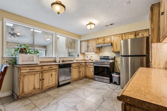 15907 Whispering Falls Ct, Houston, TX 77084 - photo 10
