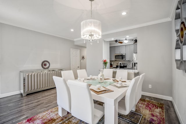 248 Wilcrest Dr Unit 248, Houston, TX 77042 - dining room featuring a chandelier, radiator heating unit, wood finished floors, recessed lighting, and crown molding