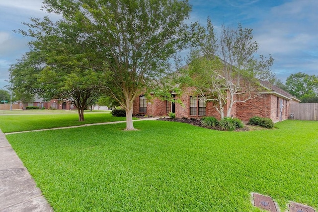 603 Oleander St, Lake Jackson, TX 77566 - photo 3