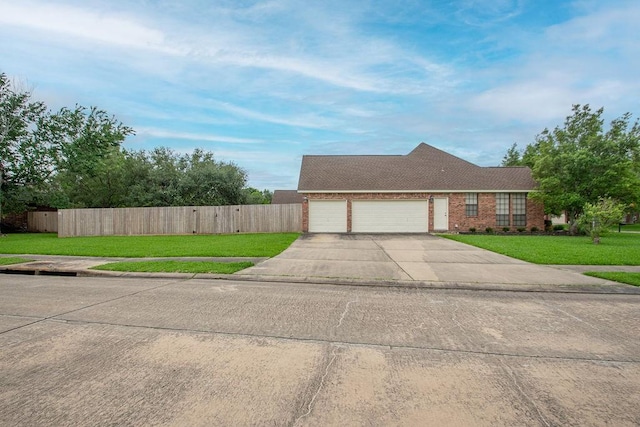 603 Oleander St, Lake Jackson, TX 77566 - photo 4