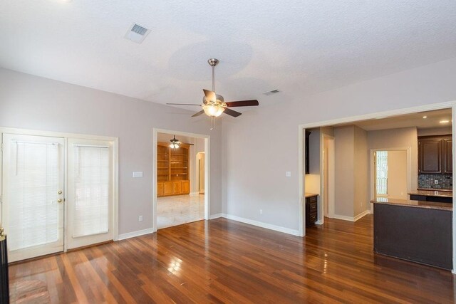 603 Oleander St, Lake Jackson, TX 77566 - photo 10