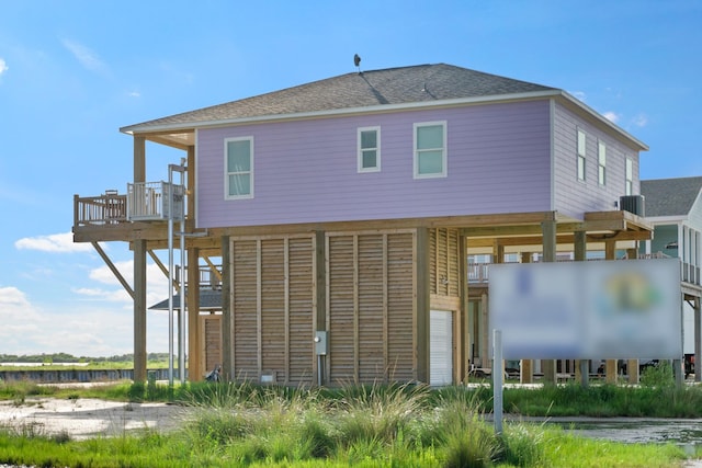 1229 N Stingaree Dr, Crystal Beach, TX 77650 - rear view of house